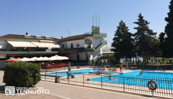 Piscina scoperta